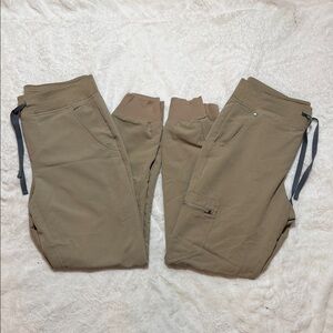 Figs Bundle of 2 Women's Khaki/Tan Scrub Pant Joggers